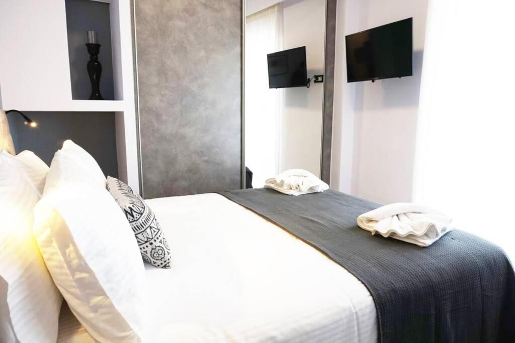 C-Home Studio In The Heart Of Chania Ханья Экстерьер фото